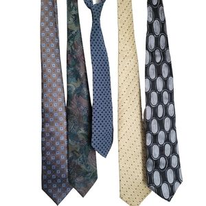 Bundle of Necktie in 5 Various Brands